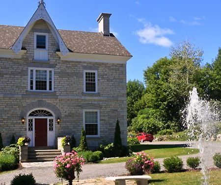 Clyde Hall Bed And Breakfast Lanark Exterior photo